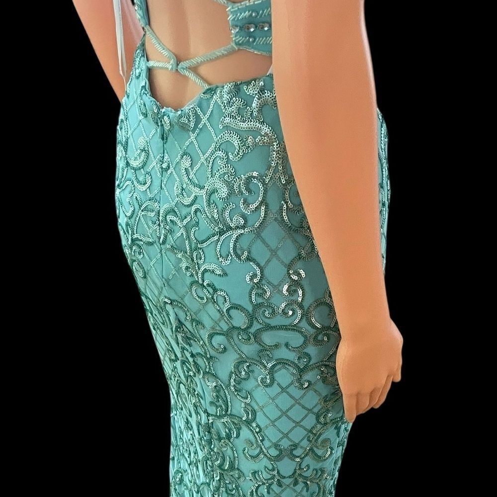 Formal Sea Mist Sz. 0 Embellished‎ Formal Gown - Picture 4 of 7